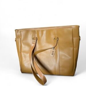 Elegant Tan Leather Tote by